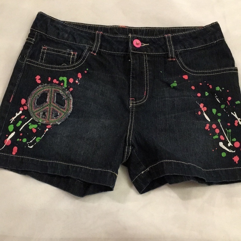 Canyon River Blues Shorts size 16 (I)